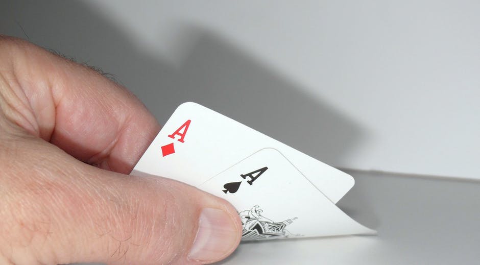 How to Stay Safe When You Gamble Online